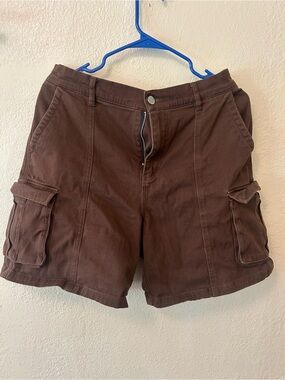 Women’s Brown Cargo Shorts
